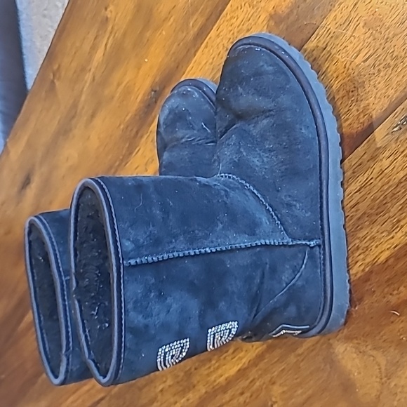 UGG Shoes - Ugg women's black boots size 6